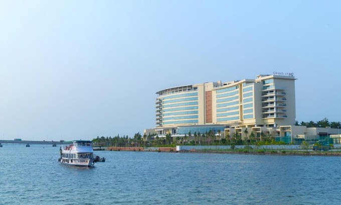 Kochi Hotel | Explore Grand Hyatt Kochi Bolgatty: 5-Star Oceanfront Bliss
