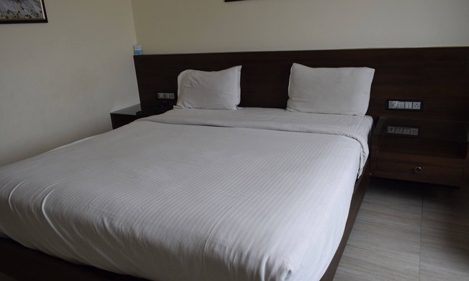 Viluppuram Hotel | Budget-Friendly Stay at Grand Kubera with Breakfast & Kitchen