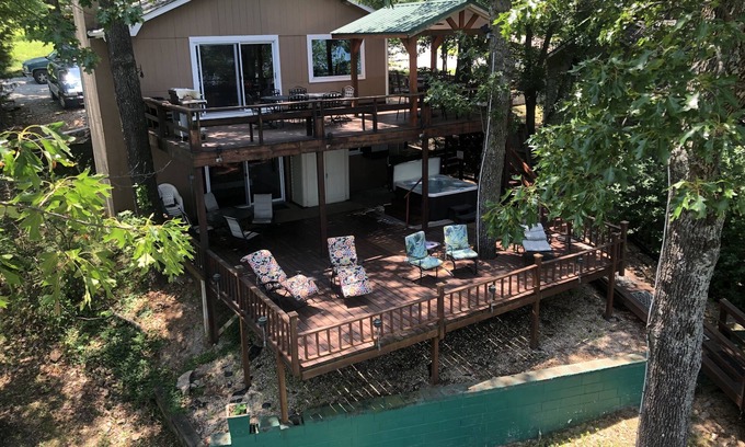 Disney Cabin | Experience Grand Lake Paradise: Family-Friendly & Pet Welcoming