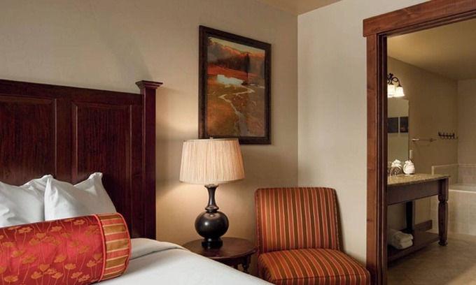 Breckenridge Resort | Grand Lodge on Peak 7: Ski-in/Out Resort with Pool & Breakfast