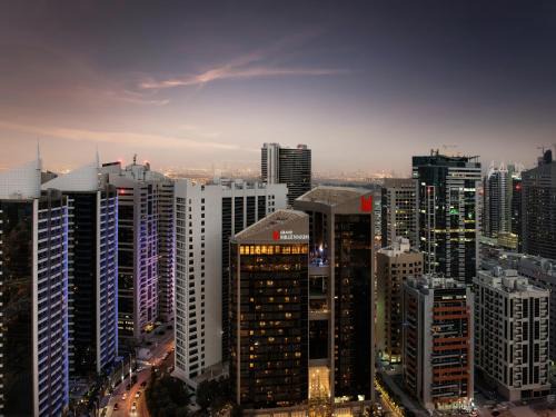 Barsha Heights Hotel | Elegant Grand Millennium Dubai: Beachfront Bliss Awaits You