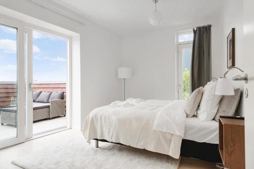 Midtbyen Apartment | Exclusive Penthouse Suite with Private Rooftop Terrace
