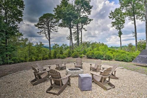 Pisgah Forest House | Secluded Grand Pisgah Forest Home on 5 Scenic Acres