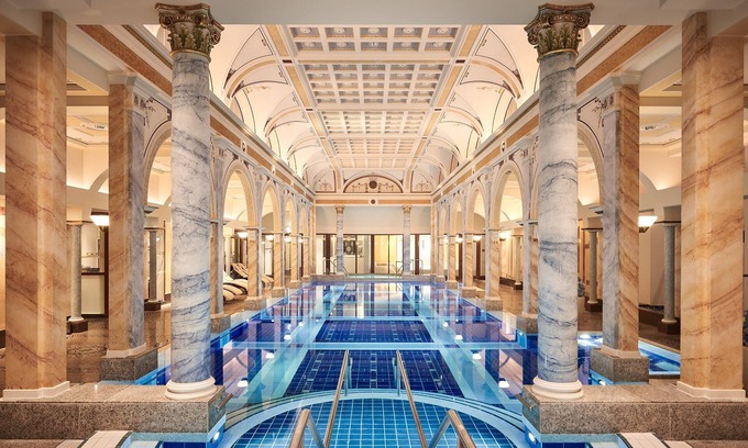 Bad Ragaz Hotel | Indulge at Grand Resort Bad Ragaz: Spa, Pool & More