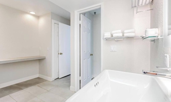 North Redington Beach Resort | Family-Friendly Getaway at Grand Shores West Hotel
