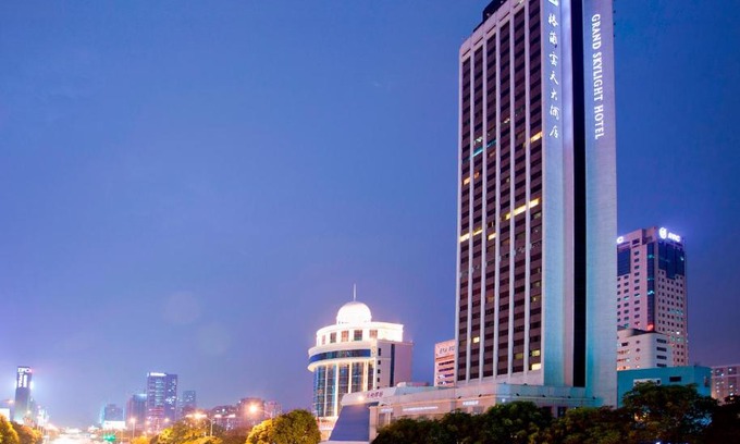 Huaqiang North Hotel | Delightful Grand Skylight Hotel Shenzhen: Free Afternoon Tea
