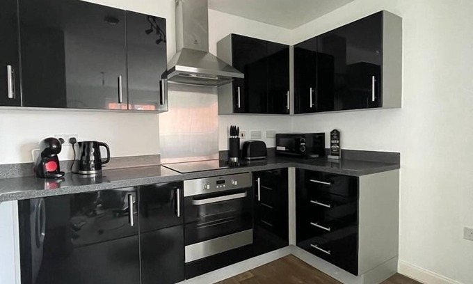 Wolverhampton Apartment | Grand Station Suite: Guest Rated 9.6 with Pool & Breakfast