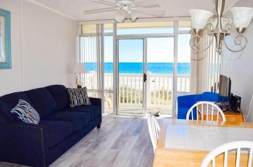 Crescent Beach House | Grand Strand Resort II 19