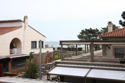 Argeles Plage Apartment | Oceanfront Grand Studio for 4, Steps from the Beach