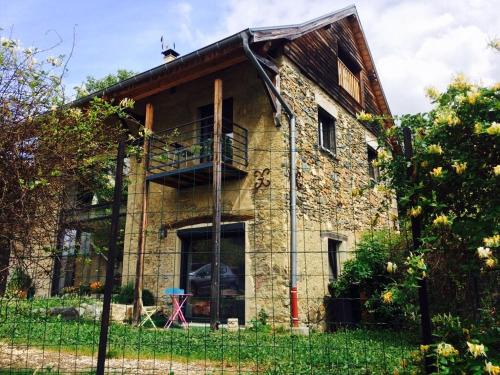 Venon Apartment | Peaceful Countryside Studio Near the City - Pet Friendly!