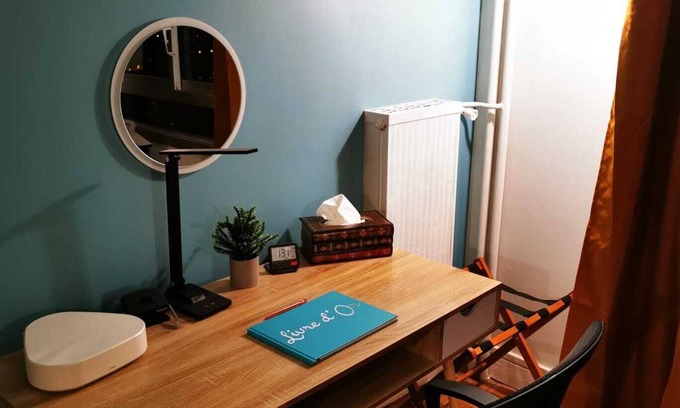 Faubourg de l'Arche Apartment | Stylish Grand Studio Near La Défense with Spa & Breakfast