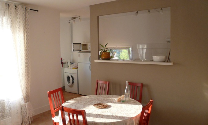 Draguignan Apartment | Bright Grand Studio with Ocean View in Draguignan