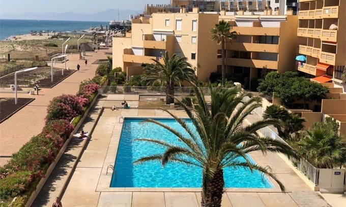 Le Barcares Apartment | Cozy Grand T3 Steps from Shops, Beach & Pool