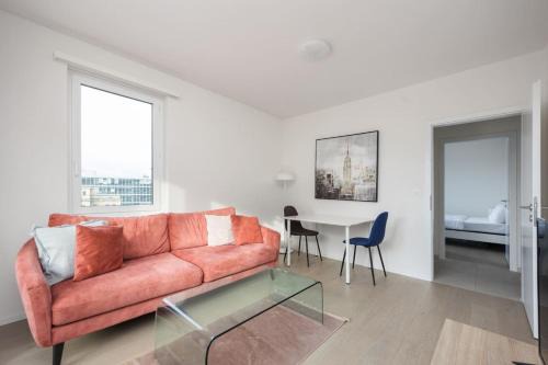 Oerlikon Apartment | Elegant Grand Terrace Suite with Child-Friendly Amenities