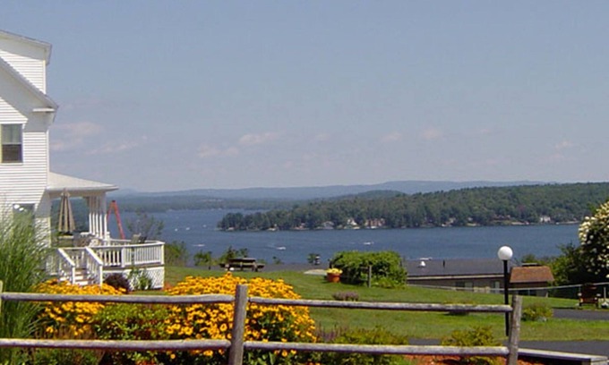 Weirs Beach Hotel | Top-Rated Grand View Resort with Kitchen Amenities