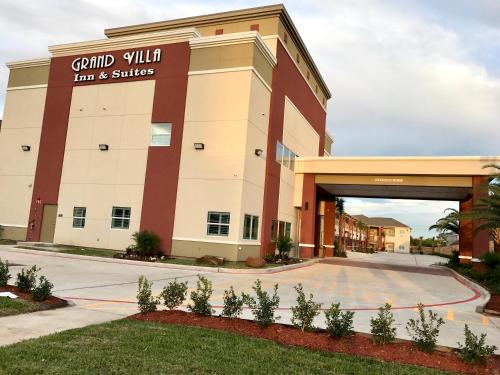Chinatown Hotel | Cozy Grand Villa Inn and Suites in Westchase/Chinatown