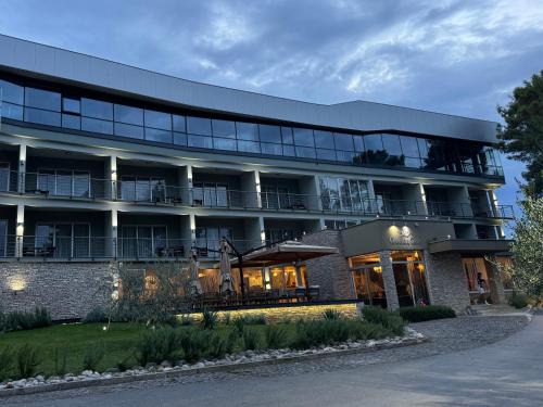 Medjugorje Hotel | Relax at GRANDE CASA Hotel - 4-Star Oasis in Međugorje