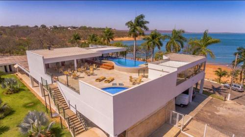 Tres Marias Hotel | Experience Grande Lago Hotel: Dive into Culinary Delights
