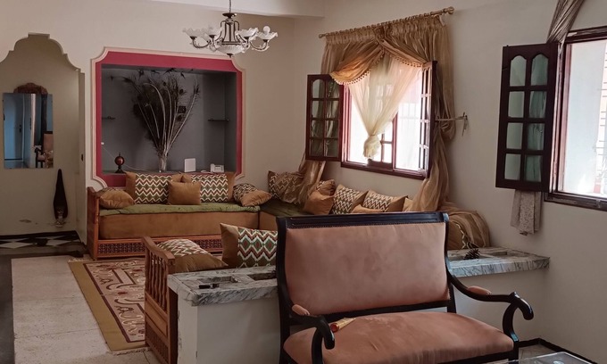 Laayayda House | Cozy Grande Maison Near Rabat Salé Airport with Spa & Hot Tub