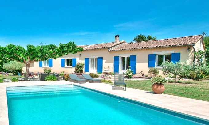 Orgon House | Elegant Grande Maison in Orgon with Private Pool & Spa