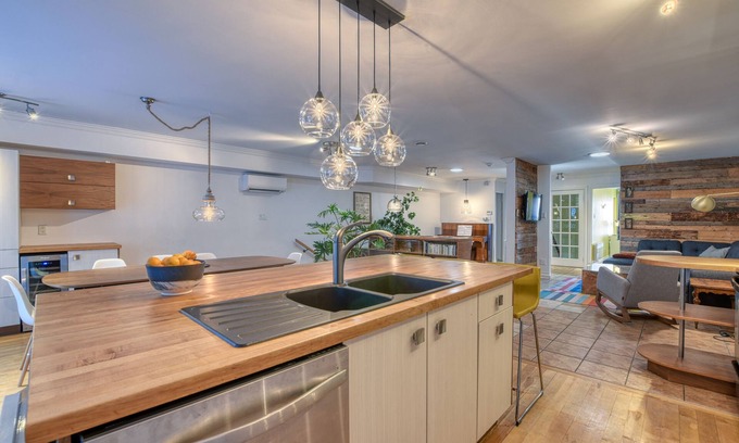 Villeray House | Spacious Grande Maison with Cour, Near Metro & Market