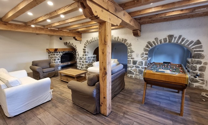 Arvieux House | Inviting Grande Maison Col de L'izoard - Pet & Child Friendly