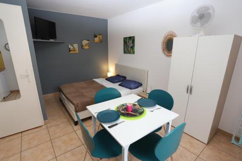 Argeles Plage Apartment | Cozy Studio in Heart of Activities, Steps from the Beach
