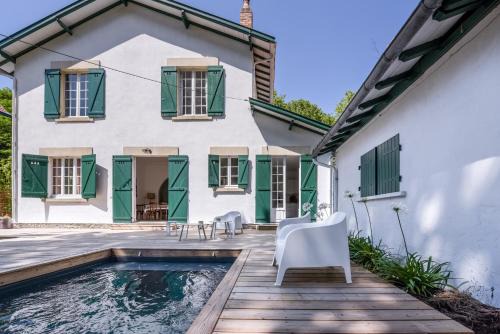 Arcachon Villa | Grande Villa with Pool, Steps from the Beach & City Center