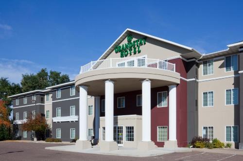 Eau Claire Hotel | Comfortable GrandStay Residential Suites Hotel in Eau Claire