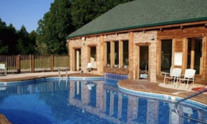 Spencer Cabin | Experience the Grandview Lodge with Ocean Views & Pool
