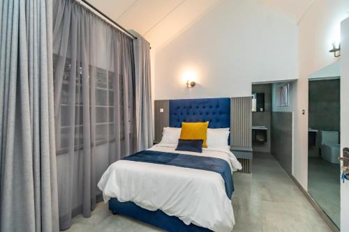 Harare Cabin | Budget-Friendly Getaway at Grandview Lodge with Pool