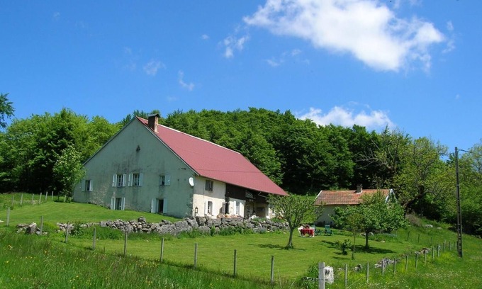 Haut-Valromey House | Pet-Friendly Retreat at Grange de Lavallaz - Haut Valromey