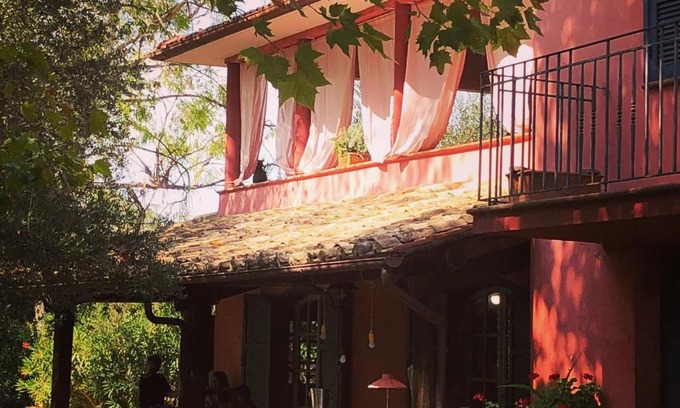 Toffia Bed & Breakfast | Granica: Relax by the Pool with a Cozy Kitchen Retreat