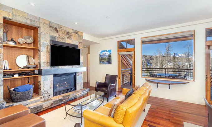 Mountain Village Condo | Granita 303: Ski-In/Ski-Out with Breathtaking Views