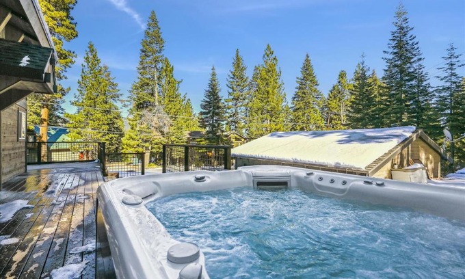 Comstock Acres House | Granlibakken Getaway: Pet-Friendly Retreat with Hot Tub