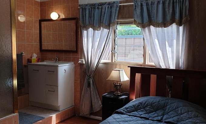 Lansvale Apartment | Cozy Granny Flat in Lansvale - Guest Rated 9/10