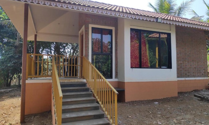 Karjat House | Cozy 'Gratitude' Pathak Farm with Breakfast & Family Fun
