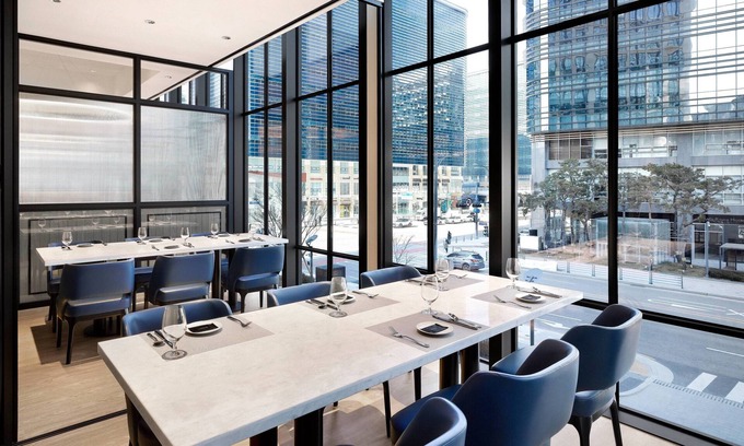 Pangyo Techno Valley Hotel | Experience GRAVITY Seoul Pangyo Autograph Collection Hotel