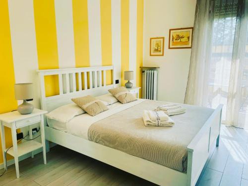 Cittadella Apartment | Grazia Home: Oceanfront Getaway with Family-Friendly Bliss