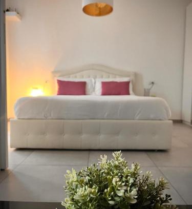 Intra Apartment | Historic Center Gem: Pet & Child Friendly Stay