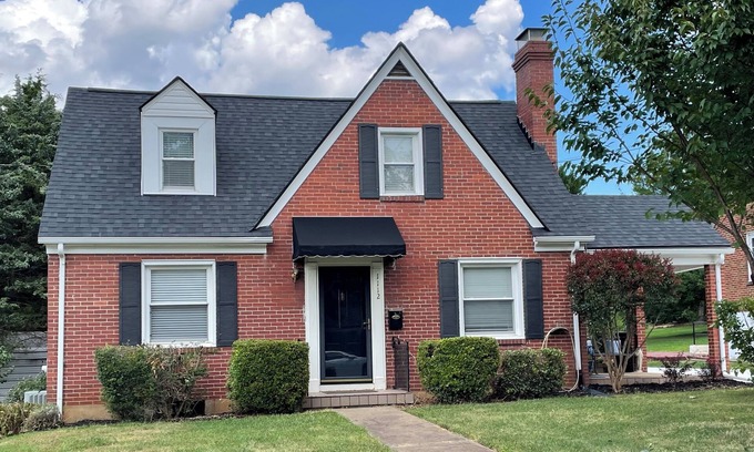 Lynchburg House | Ideal 3BR Home in Lynchburg: Near Colleges & Pet Friendly