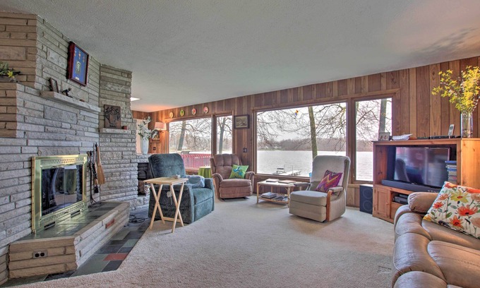 Grand Junction House | Tranquil Bear Lake Retreat with Private Dock & Fire Pit