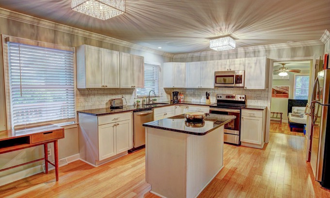 Wade Hampton House | Family Retreat with Prime Location and Pet Friendly Amenities
