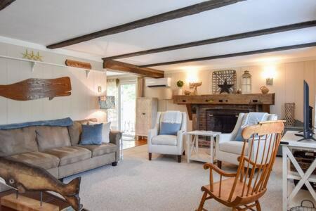 North Eastham House | Inviting Home with Game Space Near the Beach