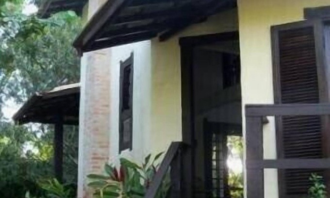 Boicucanga Beach House | Spacious Oceanfront Retreat for 12 with Pool & Spa
