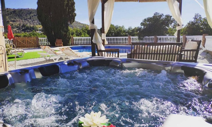 Alcaucin Cottage | Relaxing Getaway with Jacuzzi and Pool Near Natural Park