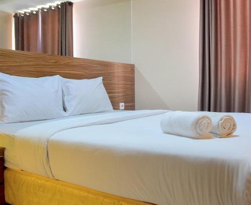 Old Jakarta Apartment | Prime Location 2BR Maple Park Apartment with Pool Access
