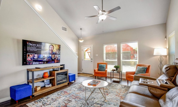 Fredericksburg House | Conveniently Located, Steps from Main St - Top Rated Stay