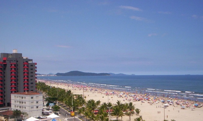 Mirim Apartment | Prime Location Near Beira Mar with Pool and Ocean View