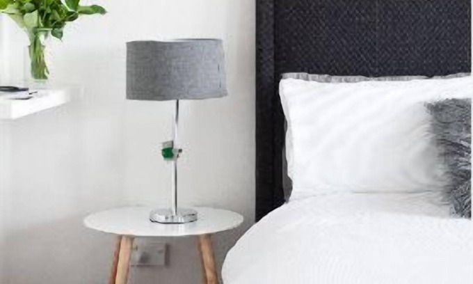 Bondi Apartment | Prime Bondi Location with Ocean Views and Family Amenities